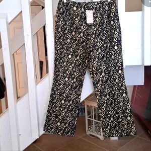 Free People  NWT Black&Gold Brocade Design Cocktail Pants sz8